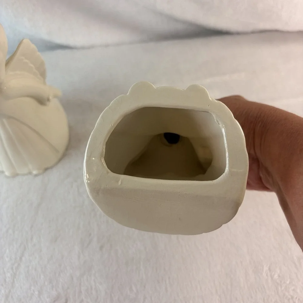 Vintage 70s White Ceramic Kissing Angels Figurine Pair Boy & Girl Cherub Statues